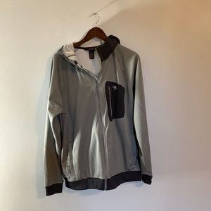 Mountain Hardwear men’s zip fleece hoodie size XL.